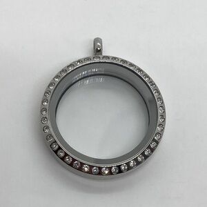 Origami Owl Living Locket Silver Tone Swarovski Crystal Medium Size | 1.4” L
